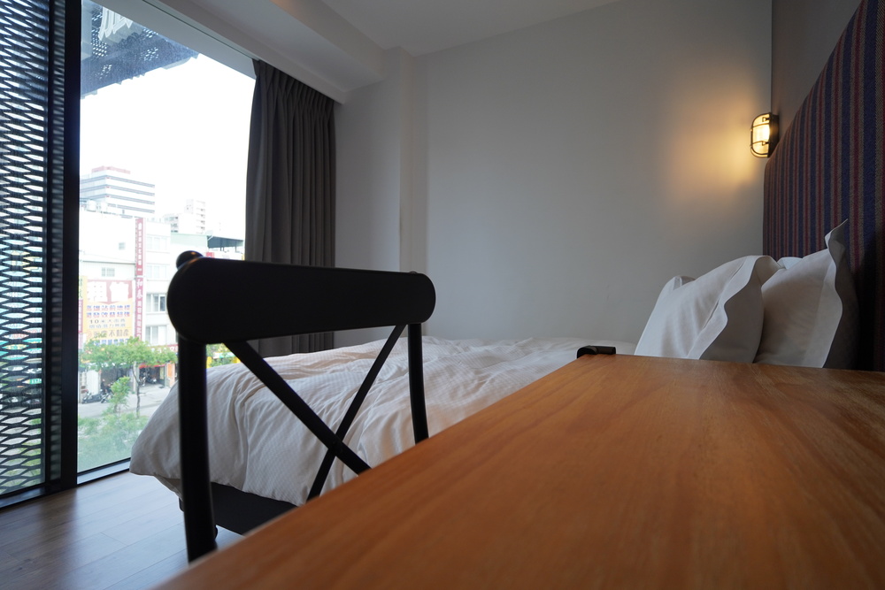 佳適旅舍站前館